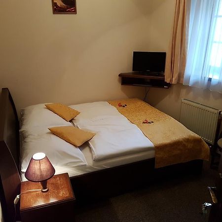 Český Krumlov Hotel Barbora מראה חיצוני תמונה