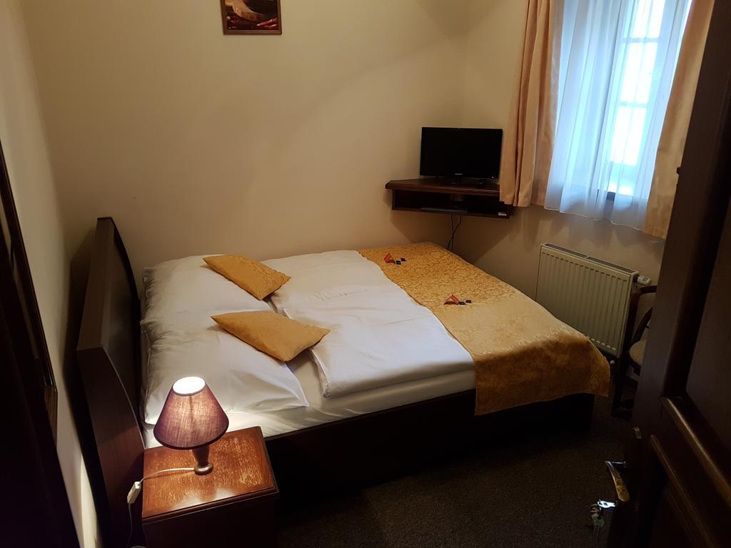 Český Krumlov Hotel Barbora מראה חיצוני תמונה
